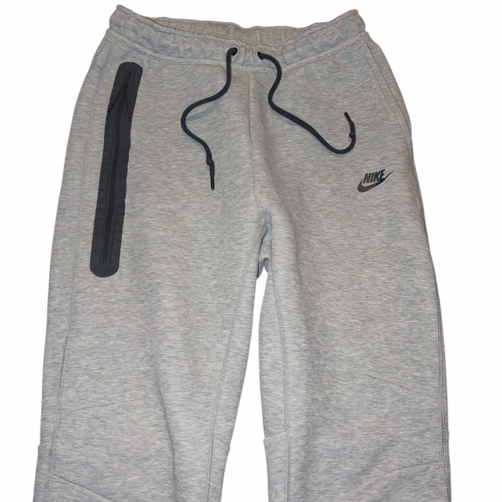 Nike tech fleece mens M grey joggers - Picture 2 of 4